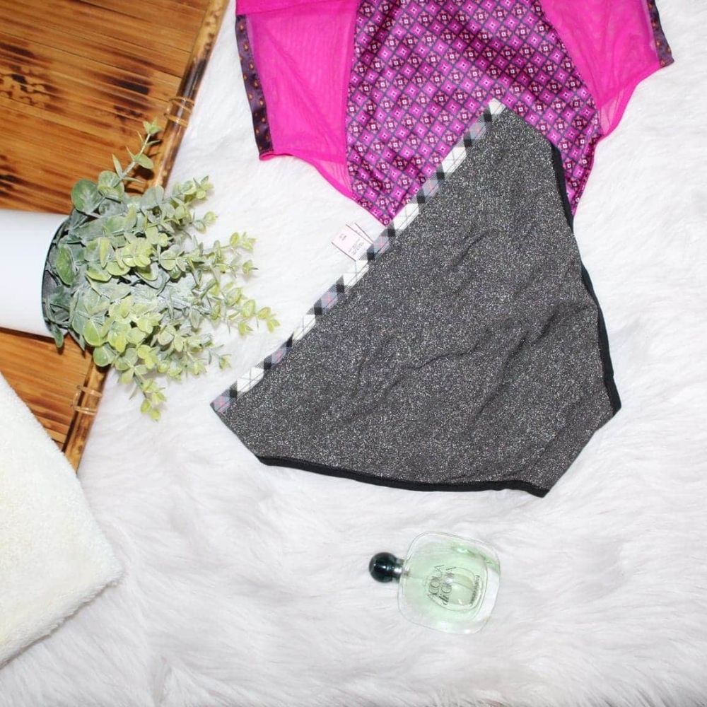 Victoria Secret Bundle - Picture 7 of 7